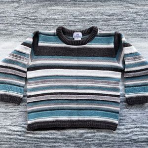 Warm knit sweater, 50% wool